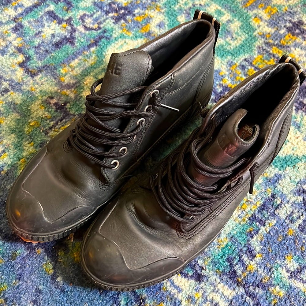 Chrome Boots, black leather rubber sole